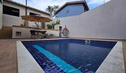Casa à venda, 4 quartos (1 suíte) piscina e área gourmet deslumbrante