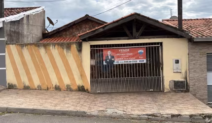 Casa à venda 2 quartos, 3 vagas garagem, quintal grande para pets e ampliações, 150 m² de área total, apenas R$217.000, Jardim Montreal, Sorocaba/SP.