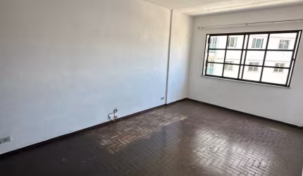 Apartamento 2 quartos no Centro.
