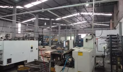 Galpão com área construída de 2.200 m², podendo ser ampliado para mais 2.000 m², Aceita permuta menor valor!