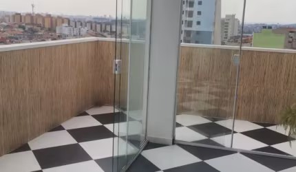 Cobertura com 106 metros quadrados, 2 dormitórios, sendo 1 suíte, aceita permuta!