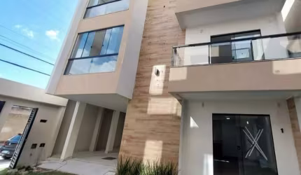 CASA TRIPLEX ALTO PADRÃO!