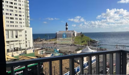 Apartamento MOBILIADO, com uma vista mar exuberante, de frente para o  FAROL DA BARRA.