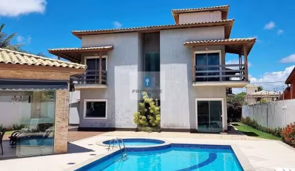 Casa em Praia do Flamengo, oportunidade para moradia ou investimento.