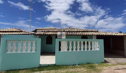 Casa Barra de Jacuipe, com 3 quartos e área de fundo