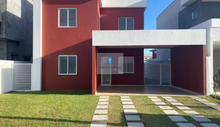 Casa Duplex: 3 quartos, 4 banheiros, 2 vagas de garagem, varanda. Condomínio com infraestrutura completa, segurança/portaria 24hrs e lazer.