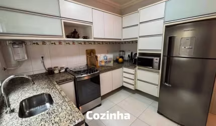 Casa de condomínio à venda em Ipitanga, com 3 quartos, 95m²