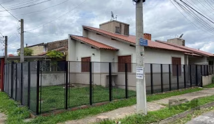 Casa 2 dormitórios à venda Hípica Porto Alegre/RS