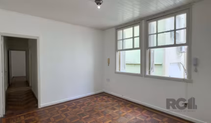 APARTAMENTO 2 DORMITÓRIOS AMPLO NO CENTRO HISTÓRICO