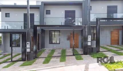 Sobrado novo  no Bairro Tristeza, 3d, 1 suite, churrasqueira, laveira, vista par
