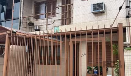 Casa sobrado mobiliado, 2 dormitórios, Bairro Imbuí