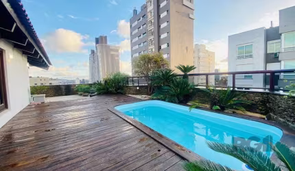 Cobertura 3 dormitórios à venda Três Figueiras Porto Alegre/RS