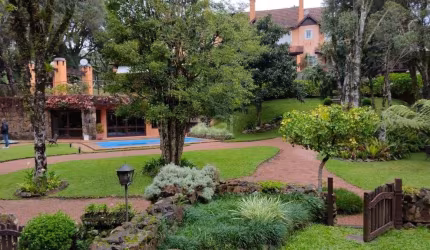 Casa em Condomínio - Gramado