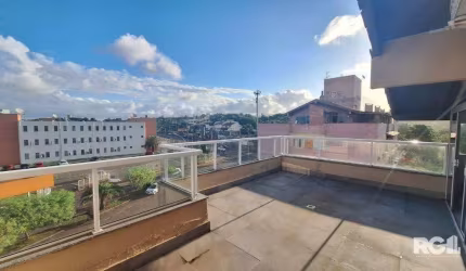 Cobertura com 3 dormitórios e vaga no bairro Cavalhada,  POA/RS