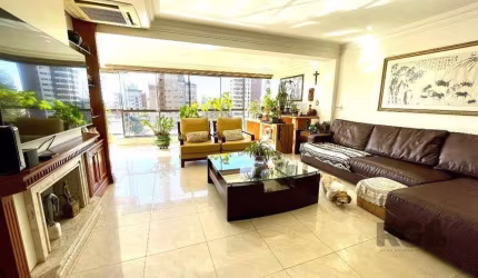 Ótimo apartamento com 3 dormitórios e 2 vagas em localização estratégica!