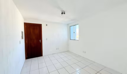 Apartamento no bairro Vila Nova - 2 dormitórios