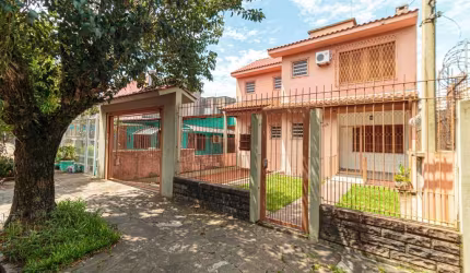 Sobrado 3 dormitórios à venda Jardim Itu Porto Alegre/RS