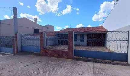 Casa com 2 dormitórios (1 Sendo suíte) por R$ 1.809.000,00 na Rua Coronel Ângelo