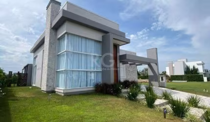 Casa em Condomínio 5 dormitórios à venda Itapeva Torres/RS
