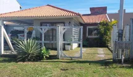 Casa 4 dormitórios à venda Centro Imbé/RS