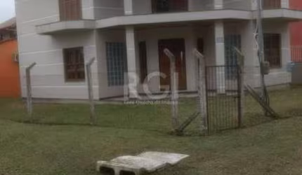 Casa para Venda - 180m², 3 dormitórios, Jardim Iolanda