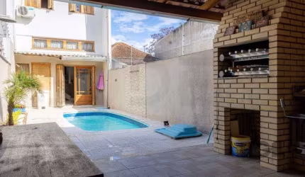 Casa para Venda 3 dormitórios no Partenon