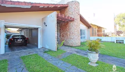 Casa para Venda - 215m², 3 dormitórios, sendo 1 suites, 3 vagas - Sarandi