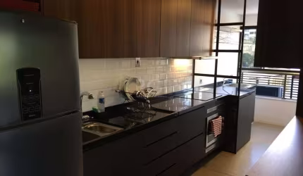 Apartamento para Venda - 68.5m², 2 dormitórios, sendo 1 suites, 2 vagas - Petróp