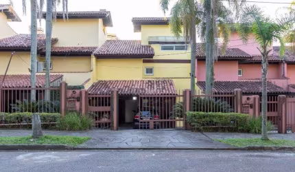 Casa Condominio para Venda - 381.1m², 4 dormitórios, sendo 2 suites, 4 vagas - S