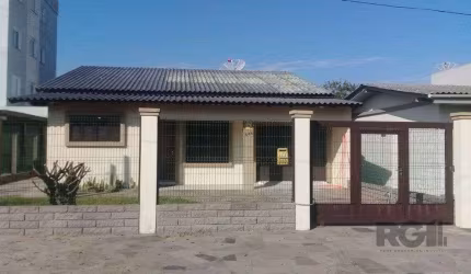 Casa 4 dormitórios à venda Curumim Capão da Canoa/RS