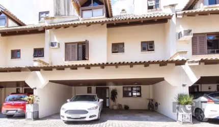 Casa condomínio | 3 Quartos | 1 Suíte | 2 Vagas | 249,20m2 Privativos | Bairro A