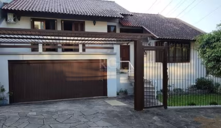 Casa Condominio para Venda - 308m², 5 dormitórios, sendo 1 suites, 3 vagas - Non