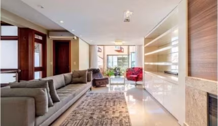 Casa em Condominio com 4 dormitório(s), 204 m² no bairro Tristeza em PORTO ALEGR