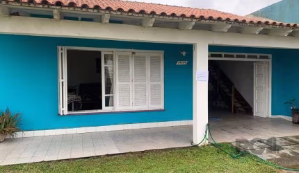 Casa 3 dormitórios à venda Centro Balneário Pinhal/RS