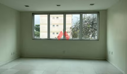 Sala comercial para alugar na Rua Tirol, 184, Freguesia (Jacarepaguá), Rio de Janeiro por R$ 1.100