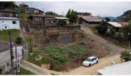 Terreno Residencial Excelente Localização no Bairro Warnow, em Indaial/SC