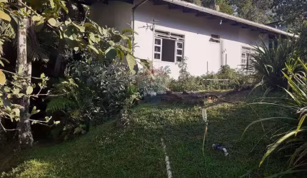 Encantadora Casa à Venda!