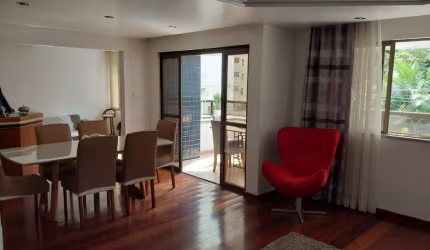 Excelente apartamento para locação na Rua Timbó - Caminho das Árvores