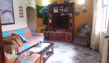Casa com 2 quartos à venda no Taboão, Diadema , 117 m2 por R$ 450.000