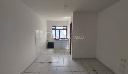 Kitnet / Stúdio para alugar na Rua Manoel da Nóbrega, 1178, Centro, Diadema, 20 m2 por R$ 750