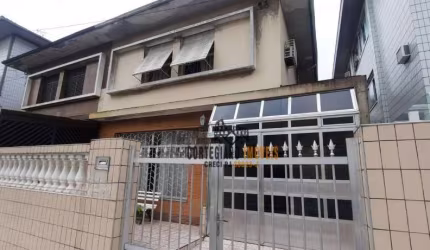 Sobrado com 3 dormitórios à venda, 174 m² por R$ 850.000 - Macuco,Santos!