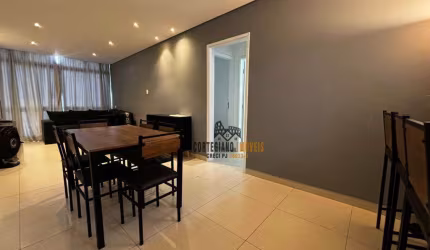 Lindo Apartamento à 01 Quadra da Praia Do Boqueirão em Santos  À Venda !