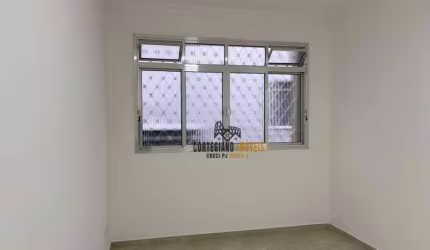 Excelente Apartamento 2 Dormitórios - 100% Reformado - Em Santos à Venda !