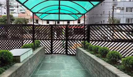 Apartamento com 2 dormitórios à venda, 60 m² por R$ 485.000,00 - Gonzaga - Santos/SP