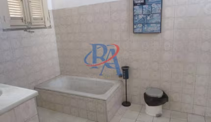 Casa para Venda em Fortaleza, Centro, 8 dormitórios, 4 banheiros, 4 vagas