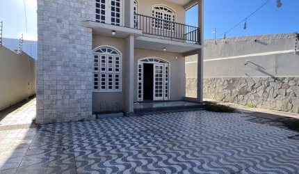 Casa em Atalaia - Próximo a Orla