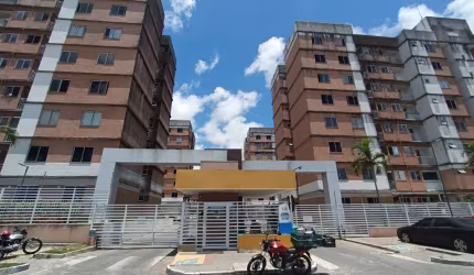 VIA MONTE CONDOMINIO CLUB