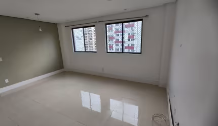 Apartamento para locação de 70 m2 com 3 quartos no Alto do Itaigara