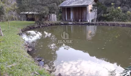Chácara / sítio com 1 quarto à venda na Rodovia BR-116, 169, Vila Cristina, Caxias do Sul por R$ 600.000