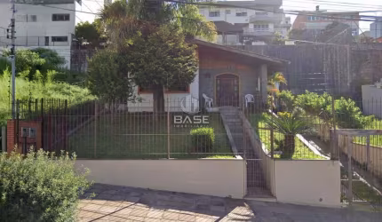 Casa com 3 quartos à venda na Rua Theodoro Biazus, 75, Sanvitto, Caxias do Sul, 199 m2 por R$ 750.000